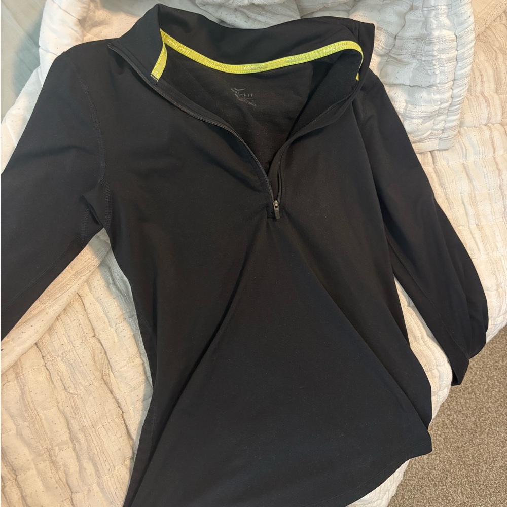 Nike Black Half-zip Dri fit Jacket - Picture 2 of 3